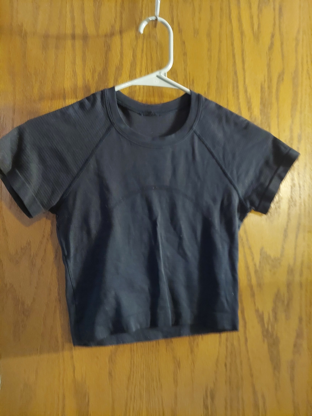 Lululemon Swiftly Tech Short Sleeve Crop 2.0 Black Size 2 XS